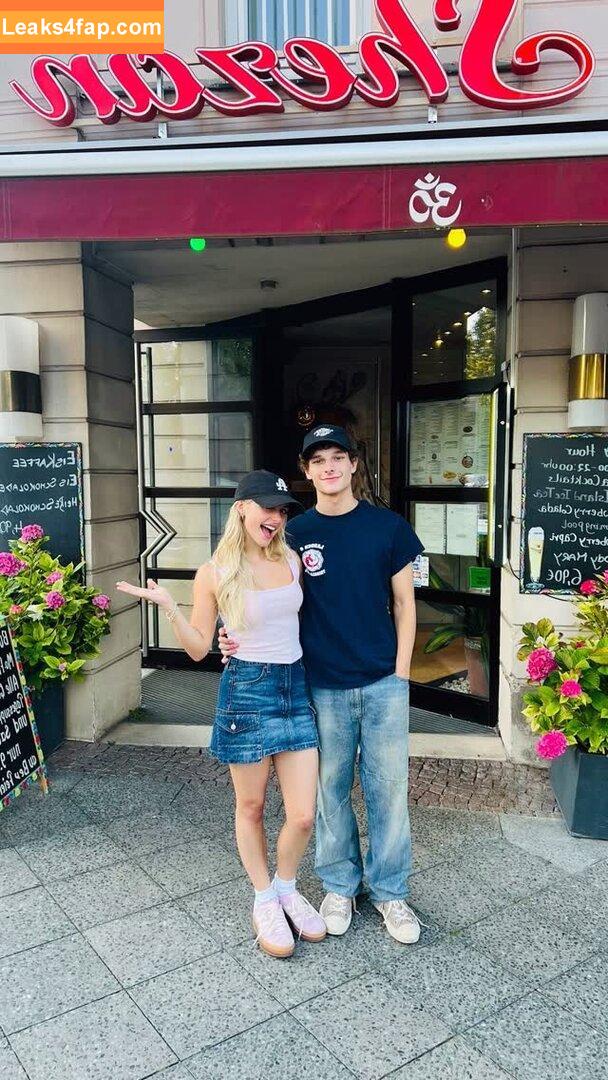 Mckenna Grace / mckennagrace / mckennagraceful leaked photo photo #0556