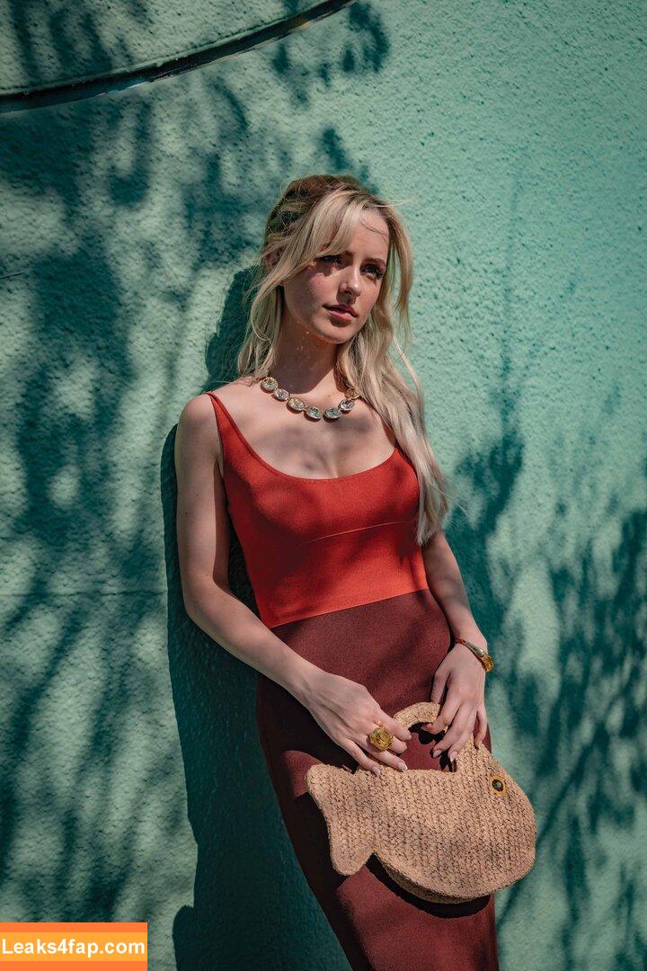 Mckenna Grace / mckennagrace / mckennagraceful leaked photo photo #0566