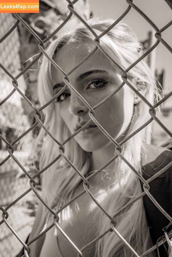 Mckenna Grace / mckennagrace / mckennagraceful leaked photo photo #0582