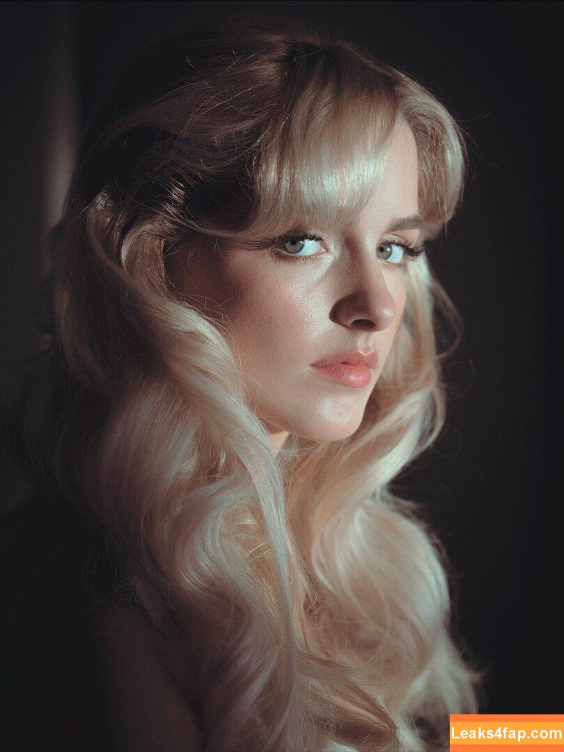 Mckenna Grace / mckennagrace / mckennagraceful leaked photo photo #0664