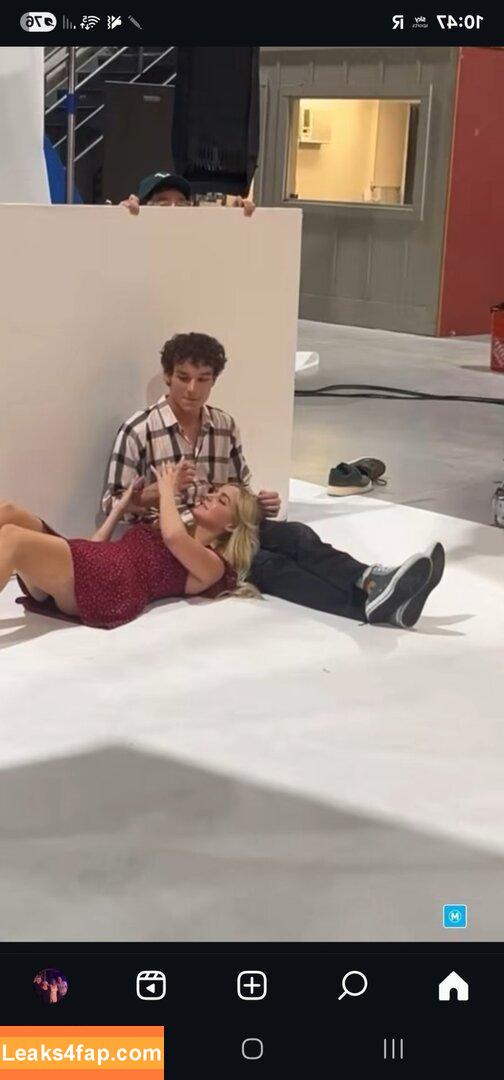 Mckenna Grace / mckennagrace / mckennagraceful слитое фото фото #0670