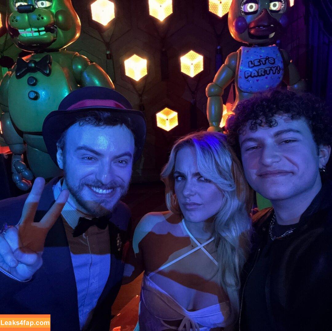 Mckenna Grace / mckennagrace / mckennagraceful leaked photo photo #0683