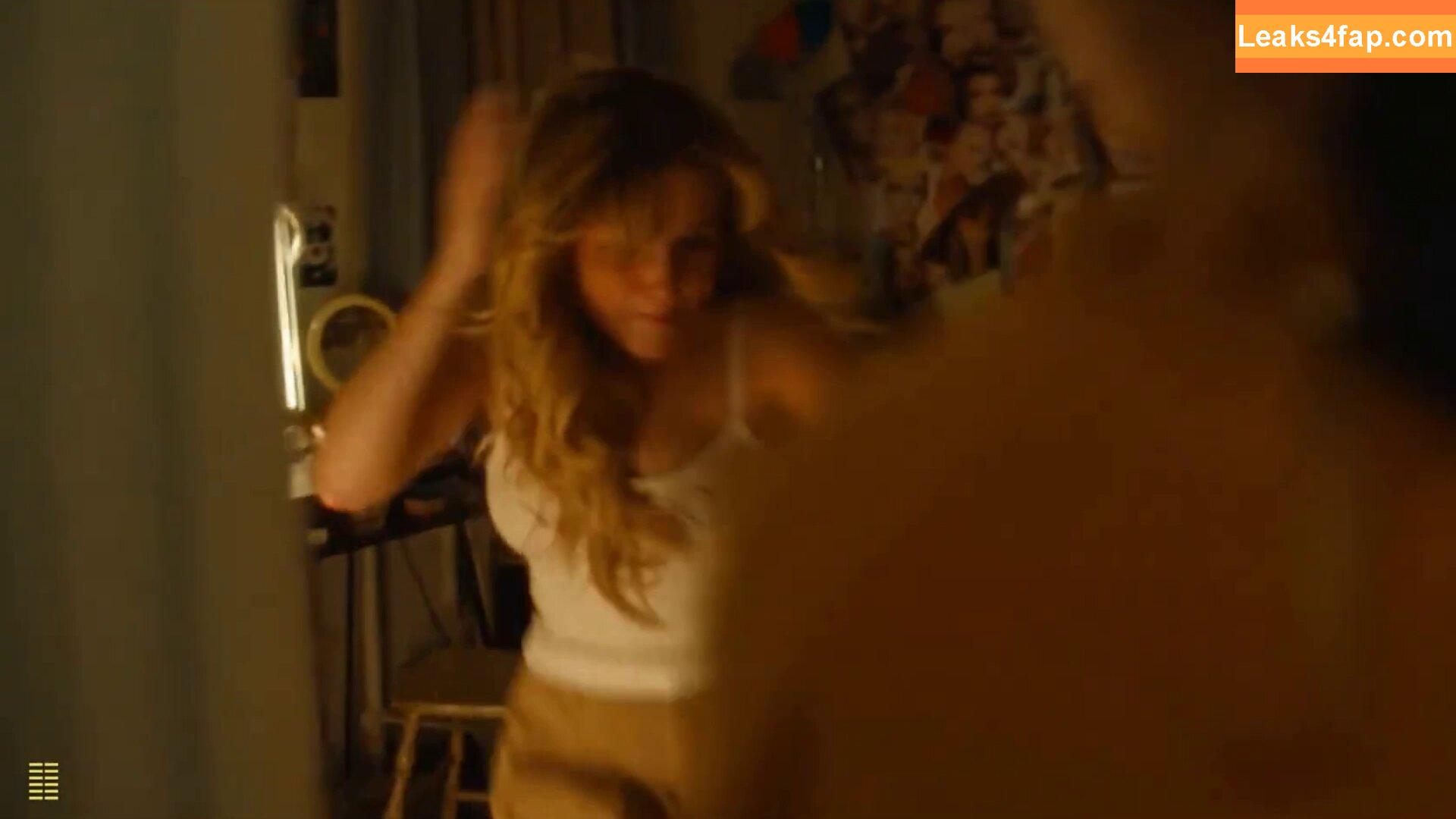 Mckenna Grace / mckennagrace / mckennagraceful leaked photo photo #0759