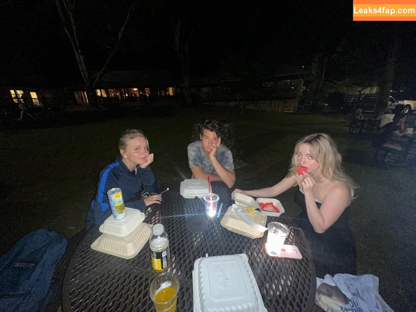 Mckenna Grace / mckennagrace / mckennagraceful слитое фото фото #0798