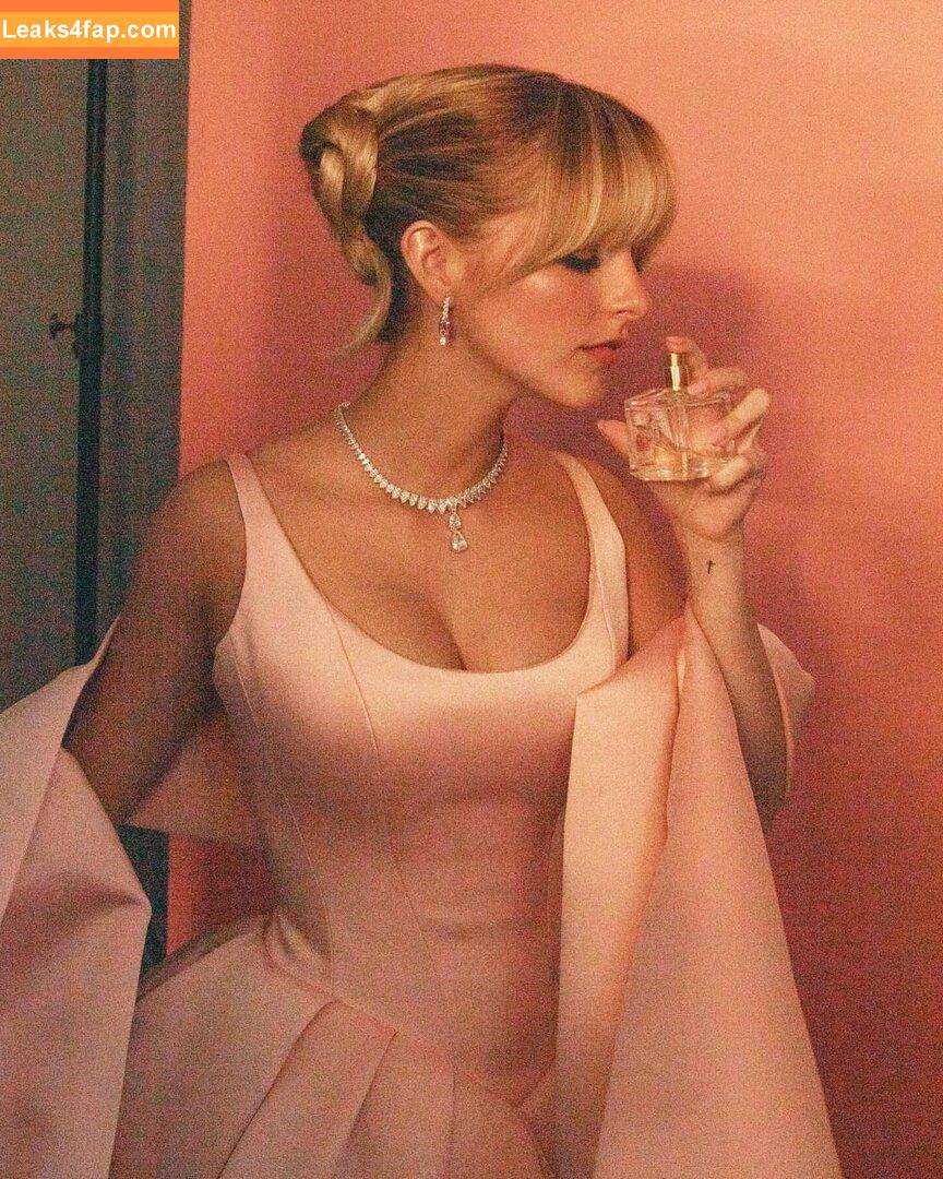 Mckenna Grace / mckennagrace / mckennagraceful leaked photo photo #0807