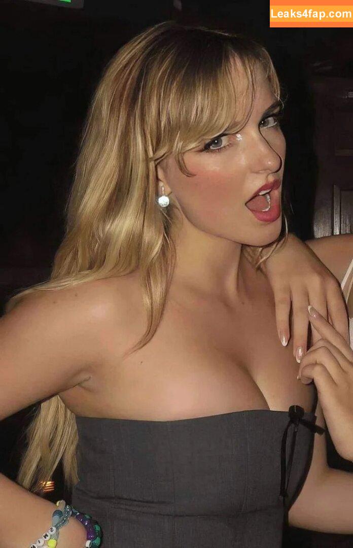 Mckenna Grace / mckennagrace / mckennagraceful leaked photo photo #0845