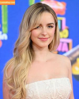Mckenna Grace photo #0006
