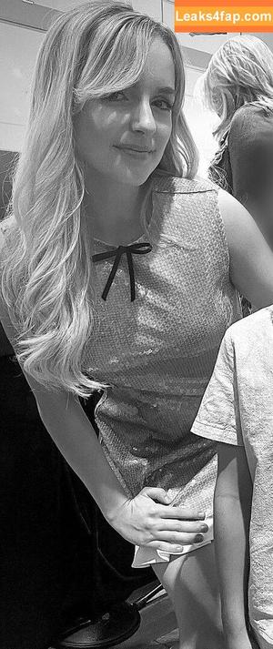 Mckenna Grace photo #0023