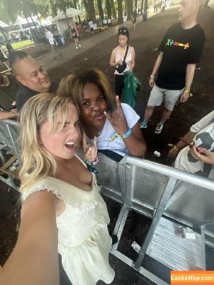 Mckenna Grace photo #0033