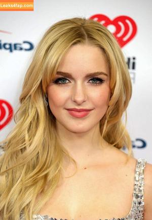 Mckenna Grace photo #0390