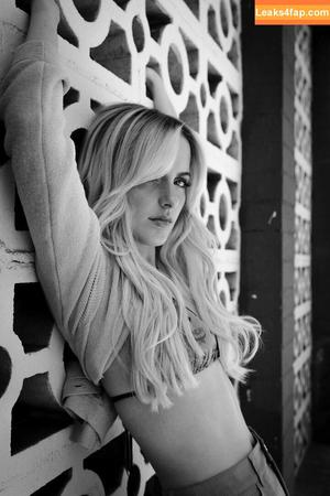 Mckenna Grace photo #0569