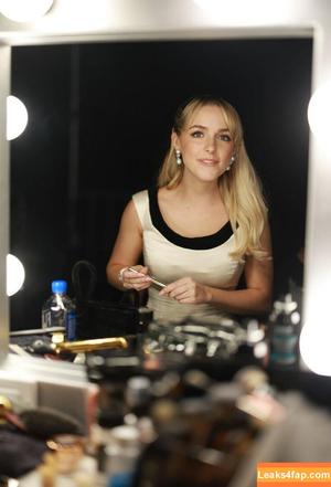 Mckenna Grace photo #0698