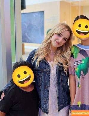 Mckenna Grace photo #0750