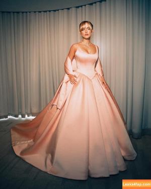 Mckenna Grace photo #0804