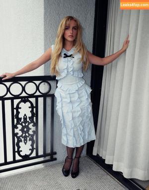 Mckenna Grace photo #1053