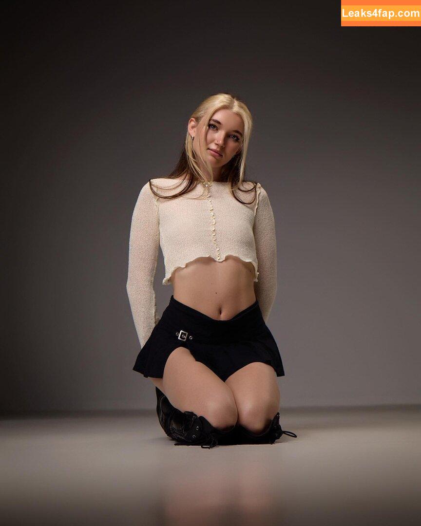 Mádi Ruve /  leaked photo photo #0012