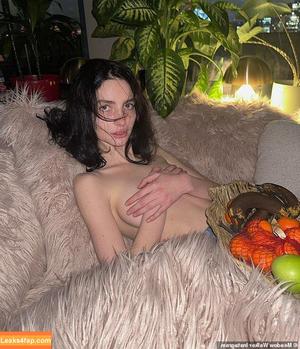 Meadow Walker photo #0079