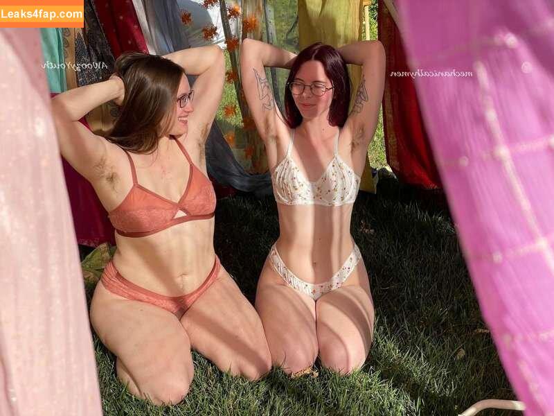 mechanicalhymen /  leaked photo photo #0236