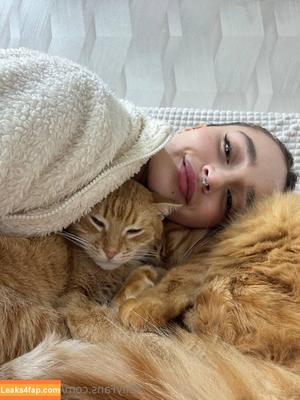 medixkate photo #0175