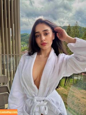 medixkate photo #0176