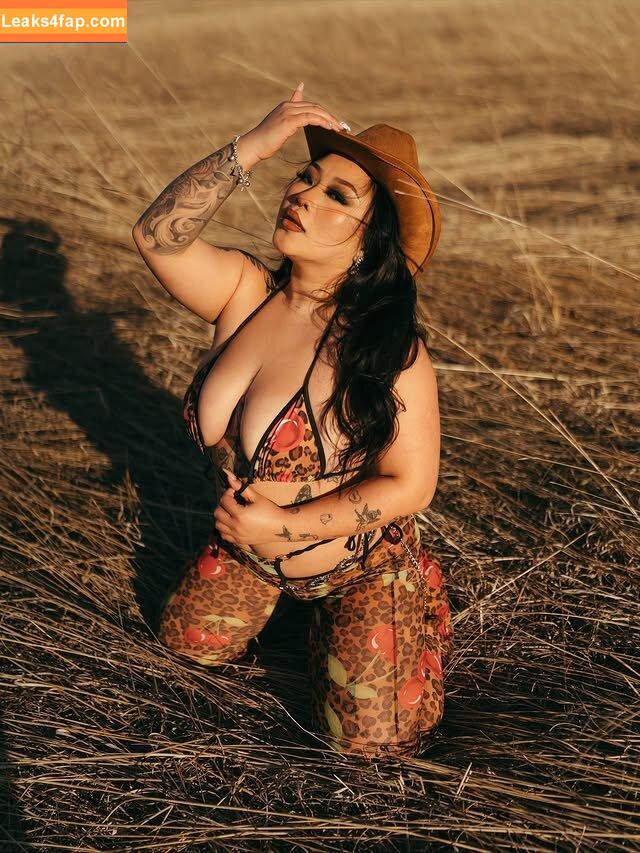 Mee Wang / m34tymeeow / meeciwang leaked photo photo #0018