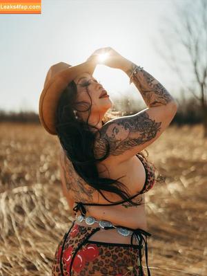 Mee Wang photo #0016