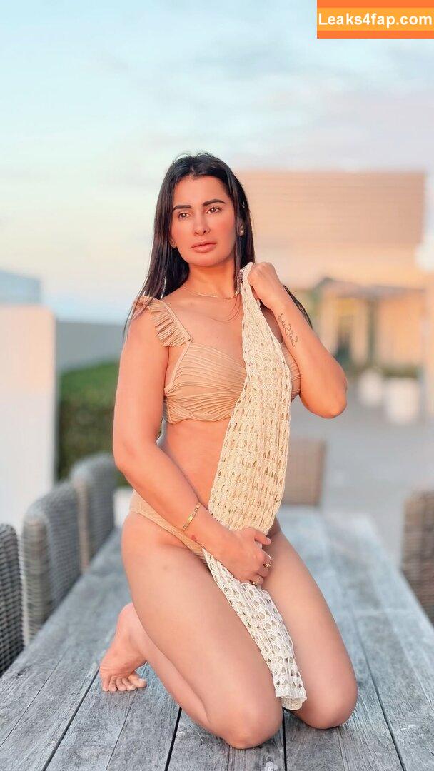 Meetii Kalher / https: / meetiikalher leaked photo photo #0140