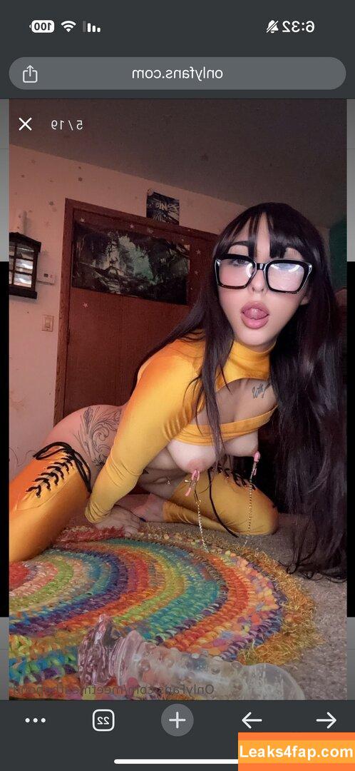 Meetmeatthepond / Chloe Colussi / m33tmeatthepond / meetmeathepond leaked photo photo #0003