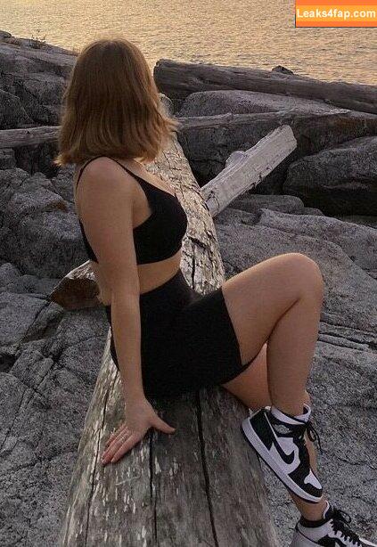 Meg_155 / Megc_155 leaked photo photo #0009