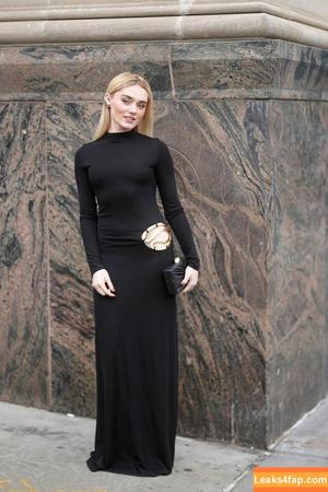 Meg Donnelly photo #0112