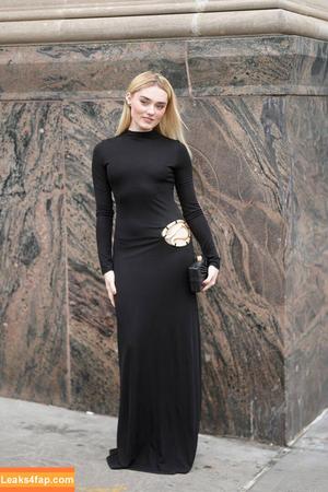 Meg Donnelly photo #0113