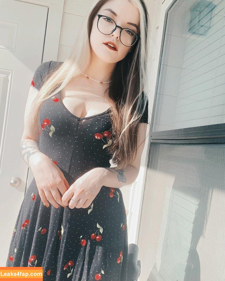 Meg Kaylee / meg_kaylee / megkaylee leaked photo photo #0083