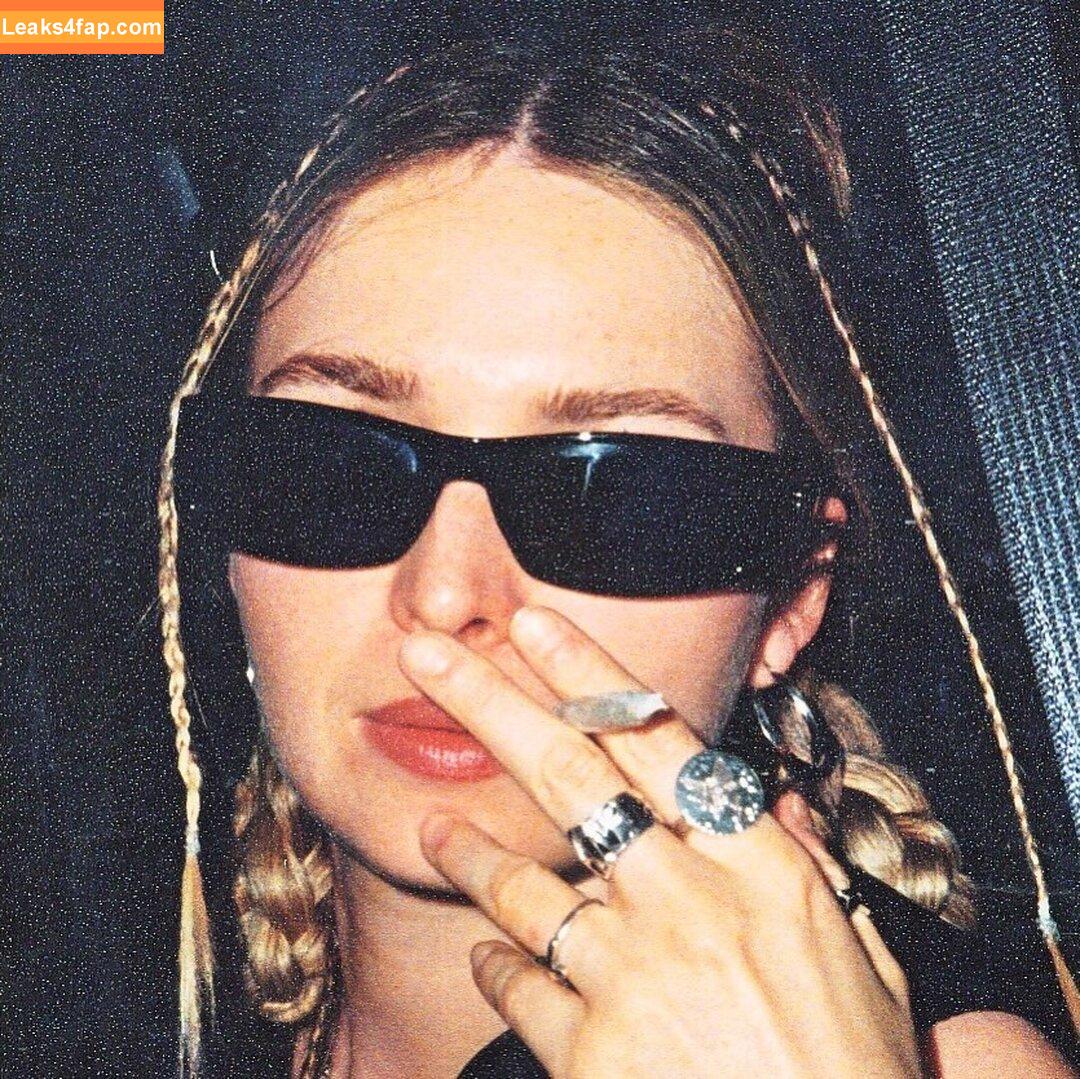 Meg Mills / 37521291 / carecharmer leaked photo photo #0041