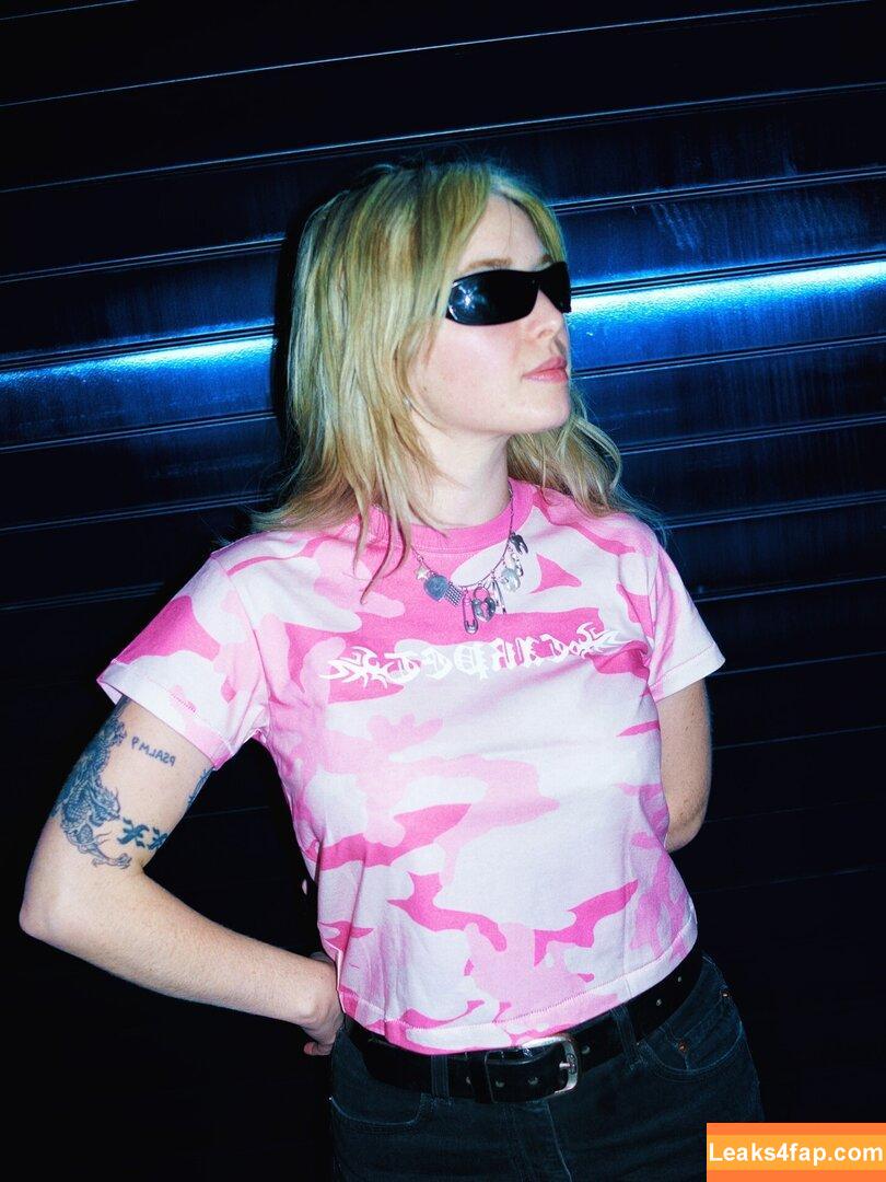 Meg Mills / 37521291 / carecharmer leaked photo photo #0043