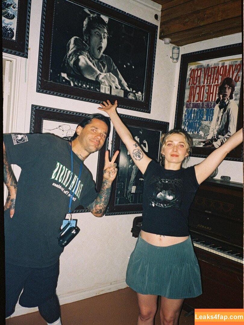 Meg Mills / 37521291 / carecharmer leaked photo photo #0045