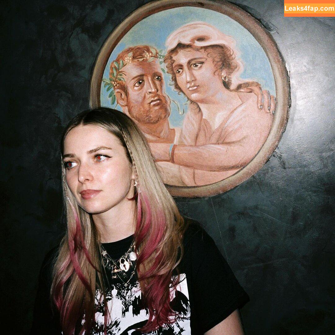 Meg Mills / 37521291 / carecharmer leaked photo photo #0055