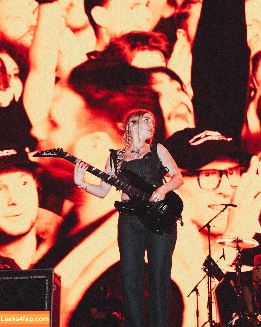 Meg Mills / 37521291 / carecharmer leaked photo photo #0057