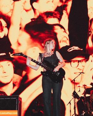 Meg Mills photo #0057