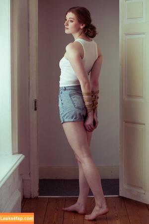 meg.modelling photo #0129