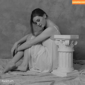 meg.modelling photo #0138