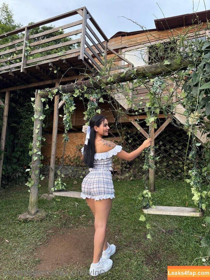 megairisxxx / m_e_ohara leaked photo photo #0233