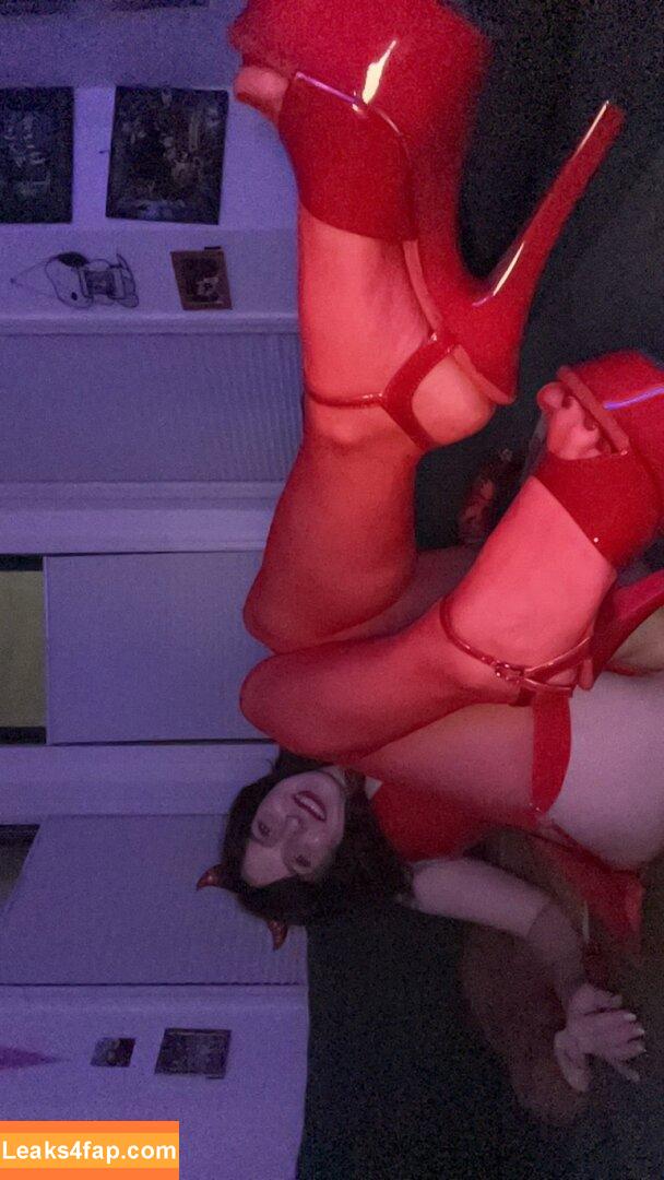 Megan Bitchell / MeganBitchell / lucyskyes / megan.bitchell / megbitchell слитое фото фото #0814