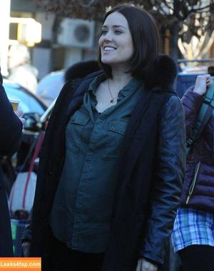 Megan Boone photo #0079