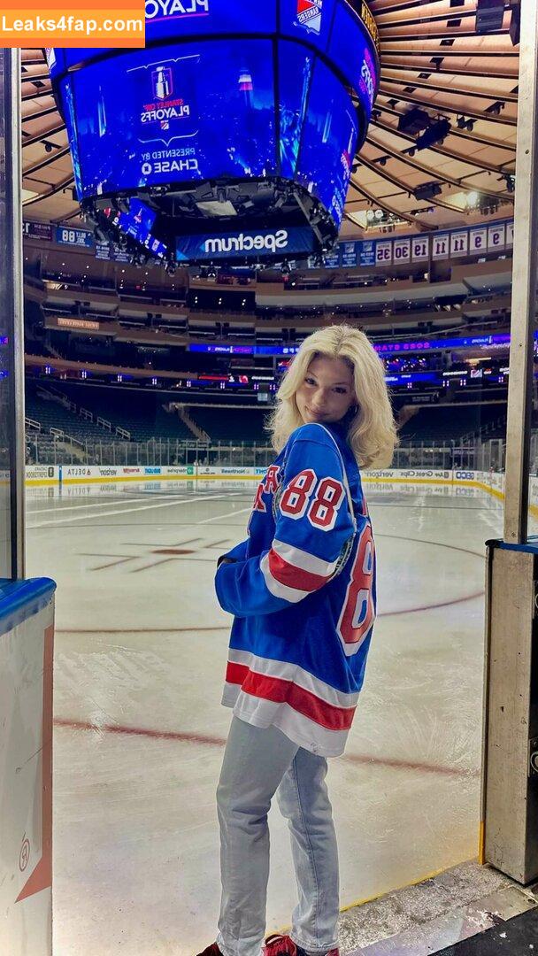 Megan Eugenio / Overtime Megan / overtimemegan leaked photo photo #0320