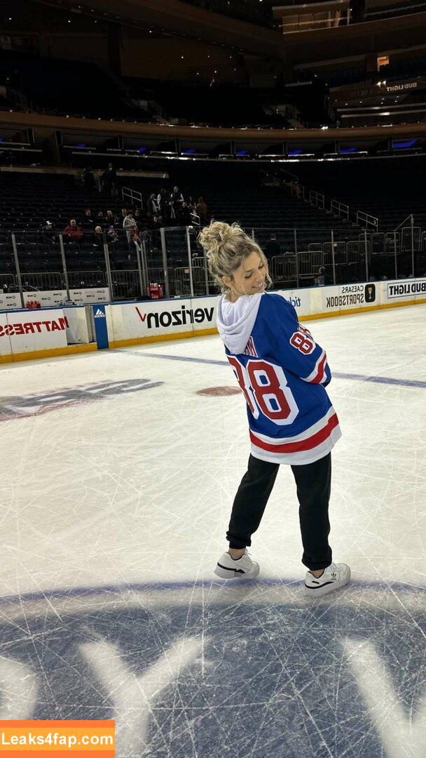 Megan Eugenio / Overtime Megan / overtimemegan leaked photo photo #0322