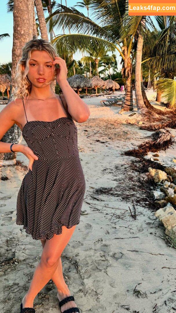 Megan Eugenio / Overtime Megan / overtimemegan leaked photo photo #0677
