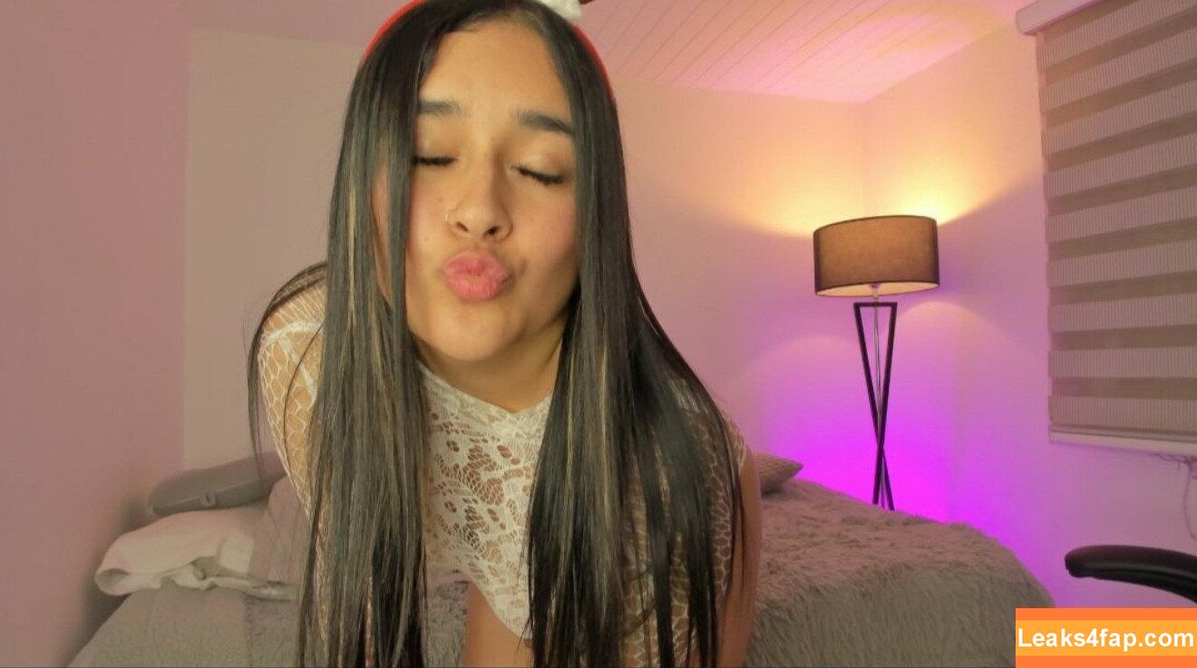 Megan_FE / megoo28 leaked photo photo #0003