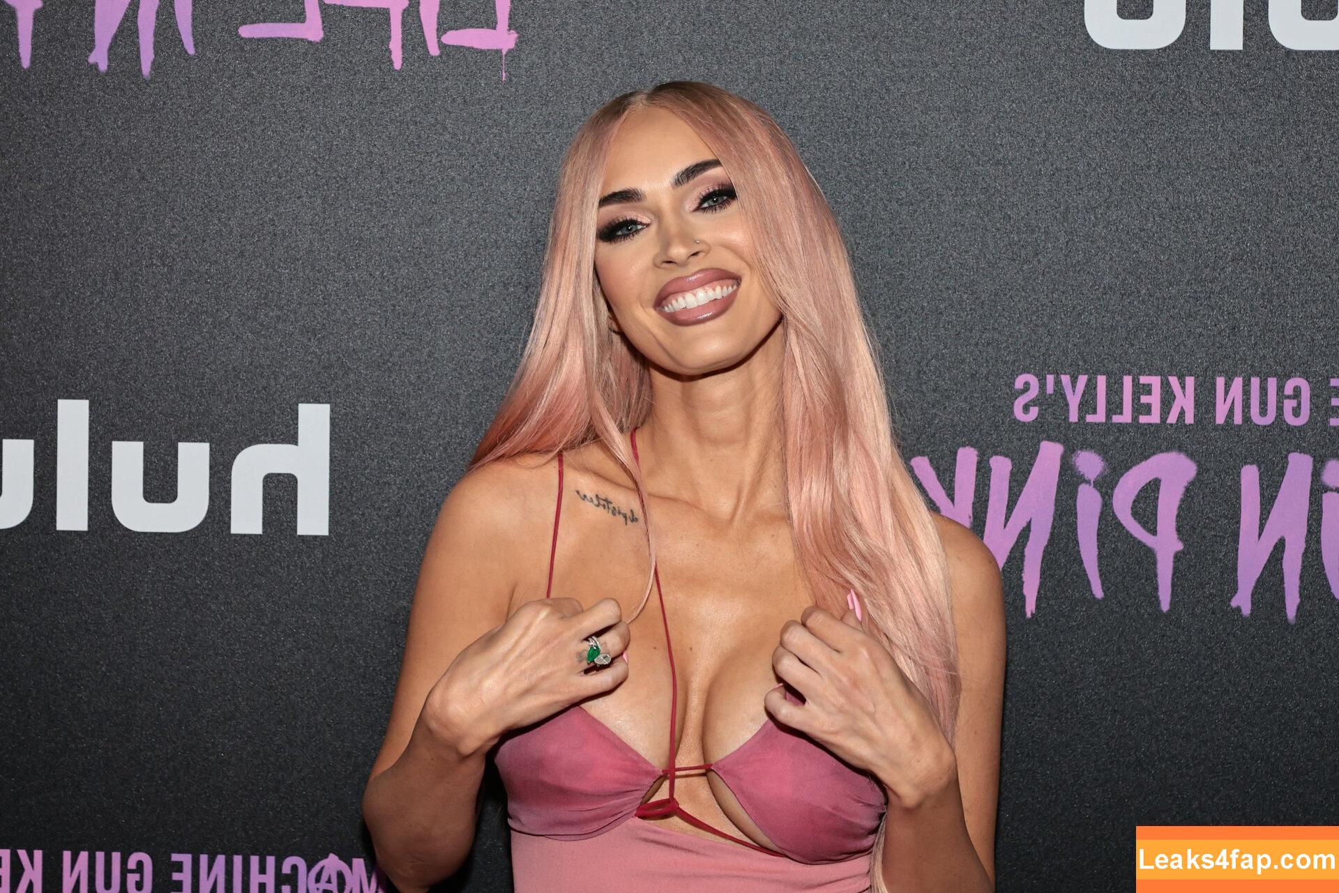 Megan Fox / fatmeganfox / meganfox слитое фото фото #0090