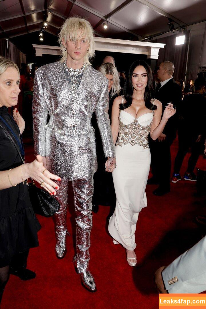 Megan Fox / fatmeganfox / meganfox leaked photo photo #0346