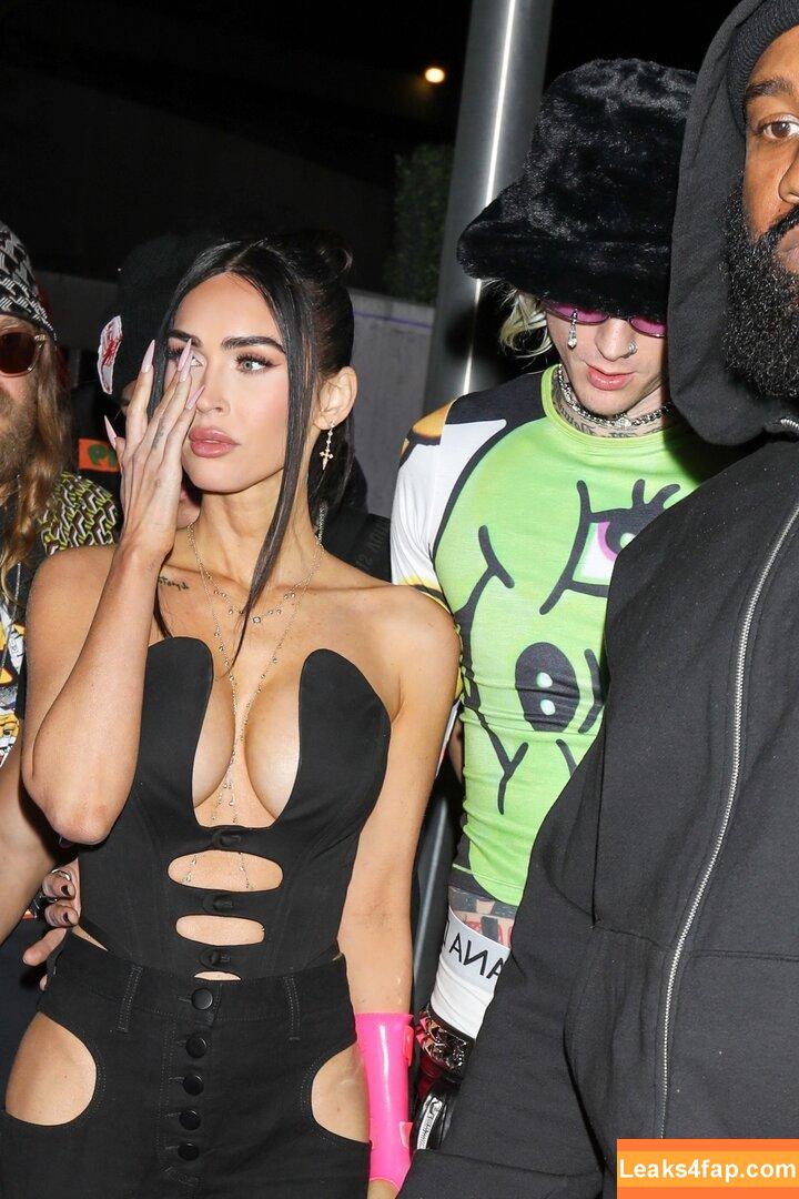 Megan Fox / fatmeganfox / meganfox слитое фото фото #0350